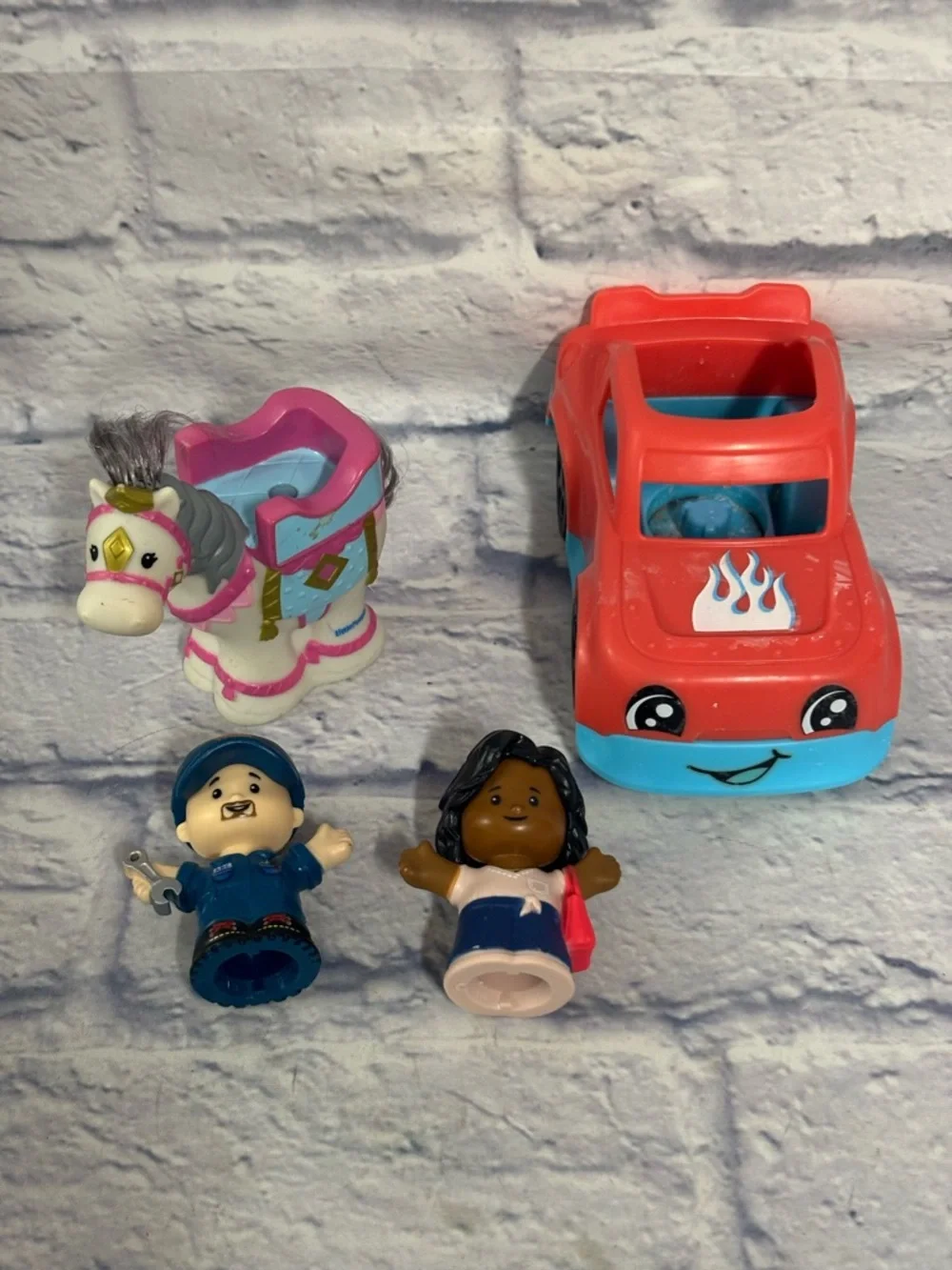 Fisher-Price Little People Princess Castle Horse Wheelies Mom Mechanic Lot Of 4